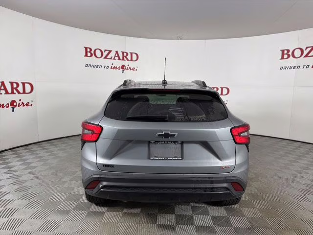 2024 Sterling Gray Metallic Chevrolet Trax 2RS FWD SUV