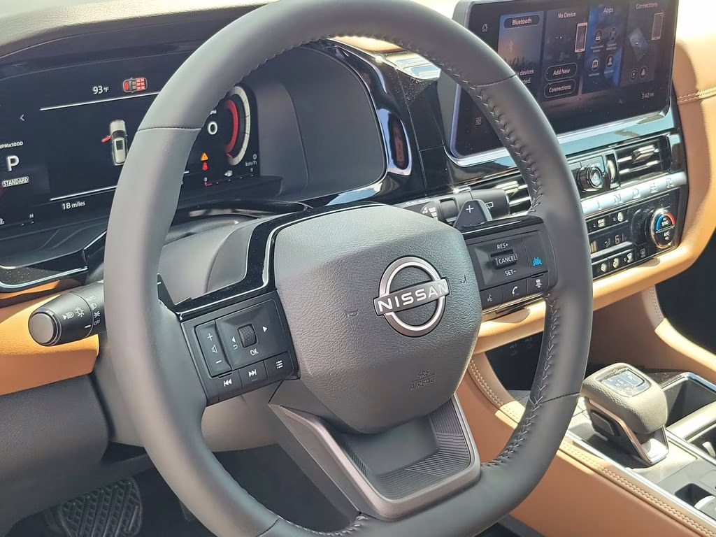 2026 Everest White Pearl Tricoat Nissan Pathfinder Platinum FWD SUV