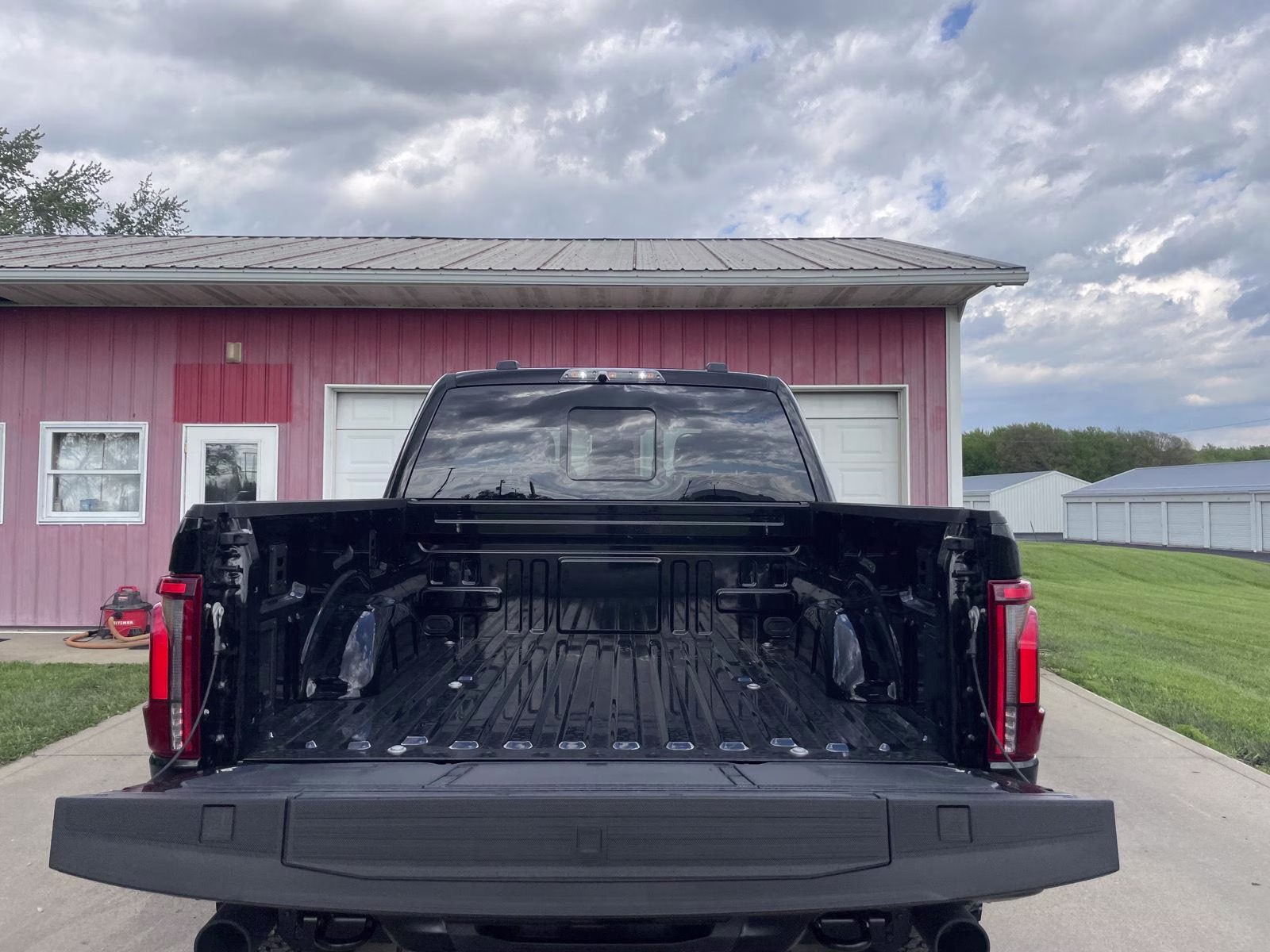 2026 Agate Black Metallic Ford F-150 Raptor 4X4 Truck