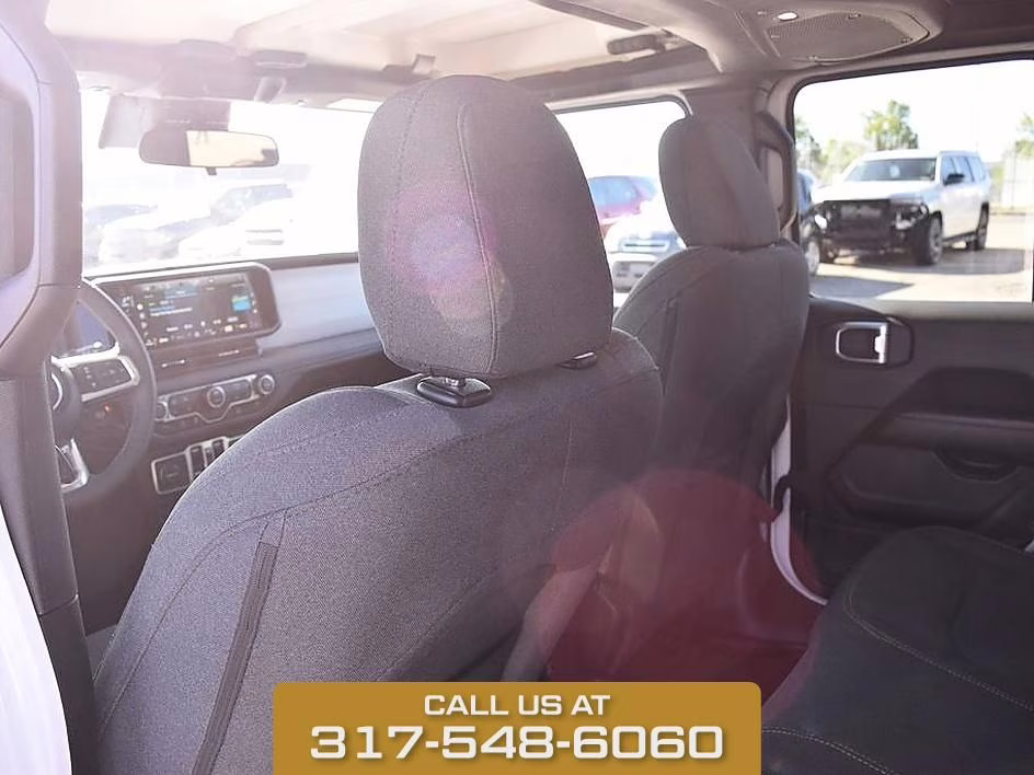 2025 Bright White Clearcoat Jeep Wrangler Sahara 4X4 SUV