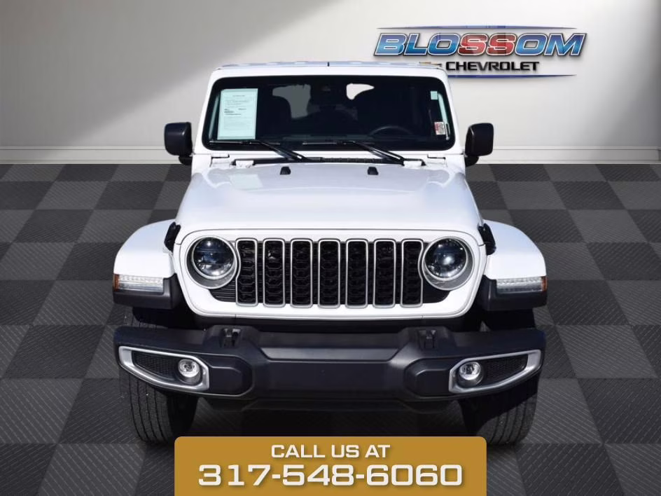 2025 Bright White Clearcoat Jeep Wrangler Sahara 4X4 SUV