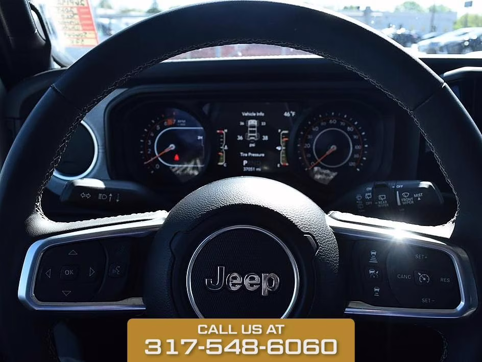 2025 Bright White Clearcoat Jeep Wrangler Sahara 4X4 SUV