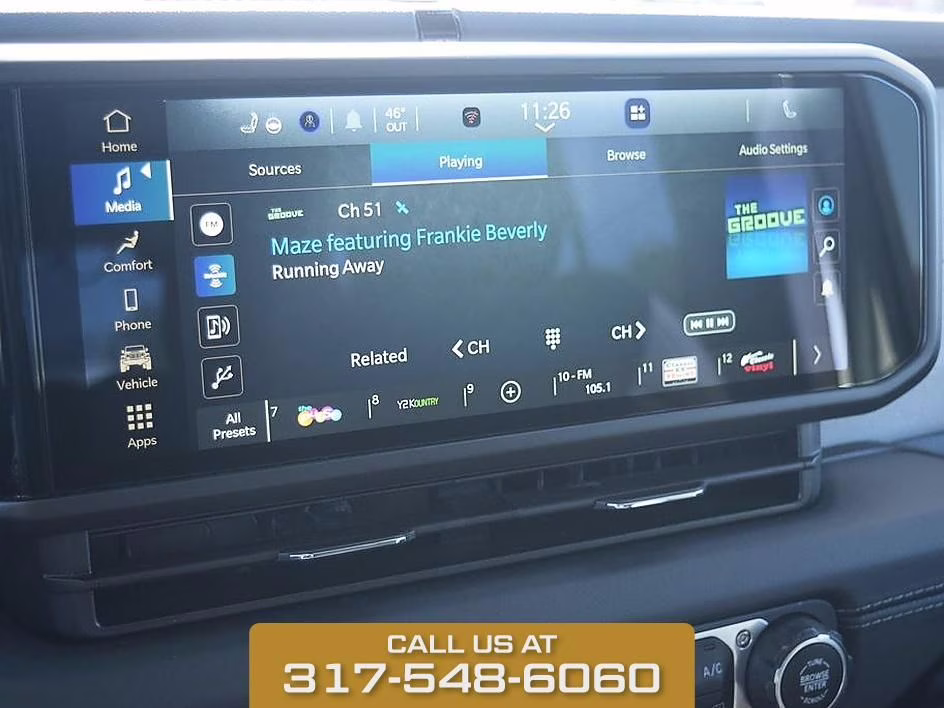 2025 Bright White Clearcoat Jeep Wrangler Sahara 4X4 SUV