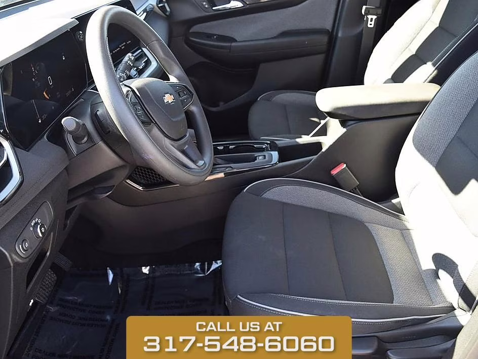 2025 Summit White Chevrolet Trailblazer LT FWD SUV