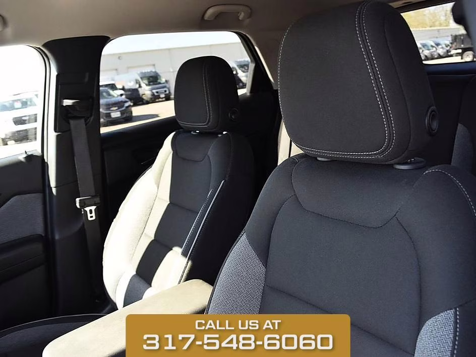 2025 Summit White Chevrolet Trailblazer LT FWD SUV