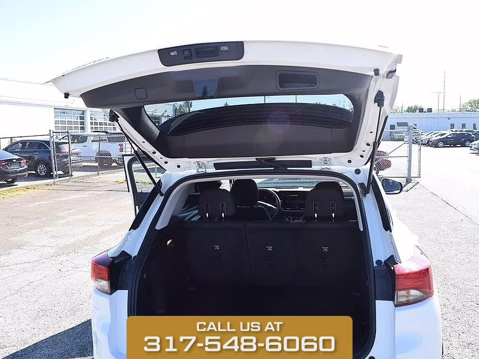 2025 Summit White Chevrolet Trailblazer LT FWD SUV