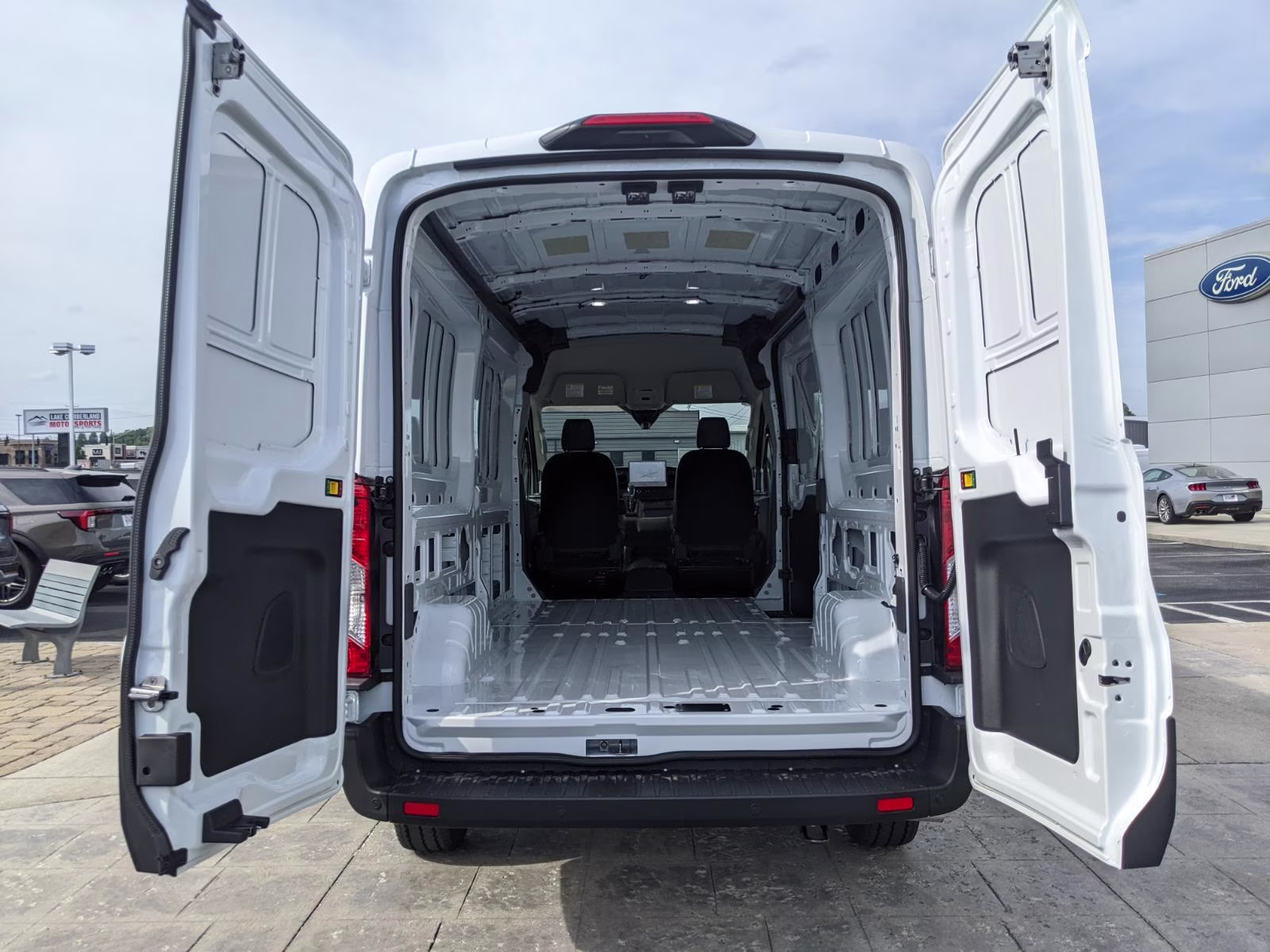 2026 Oxford White Ford Transit Cargo Van T-250 148 MED RF 9150 GV RWD Van