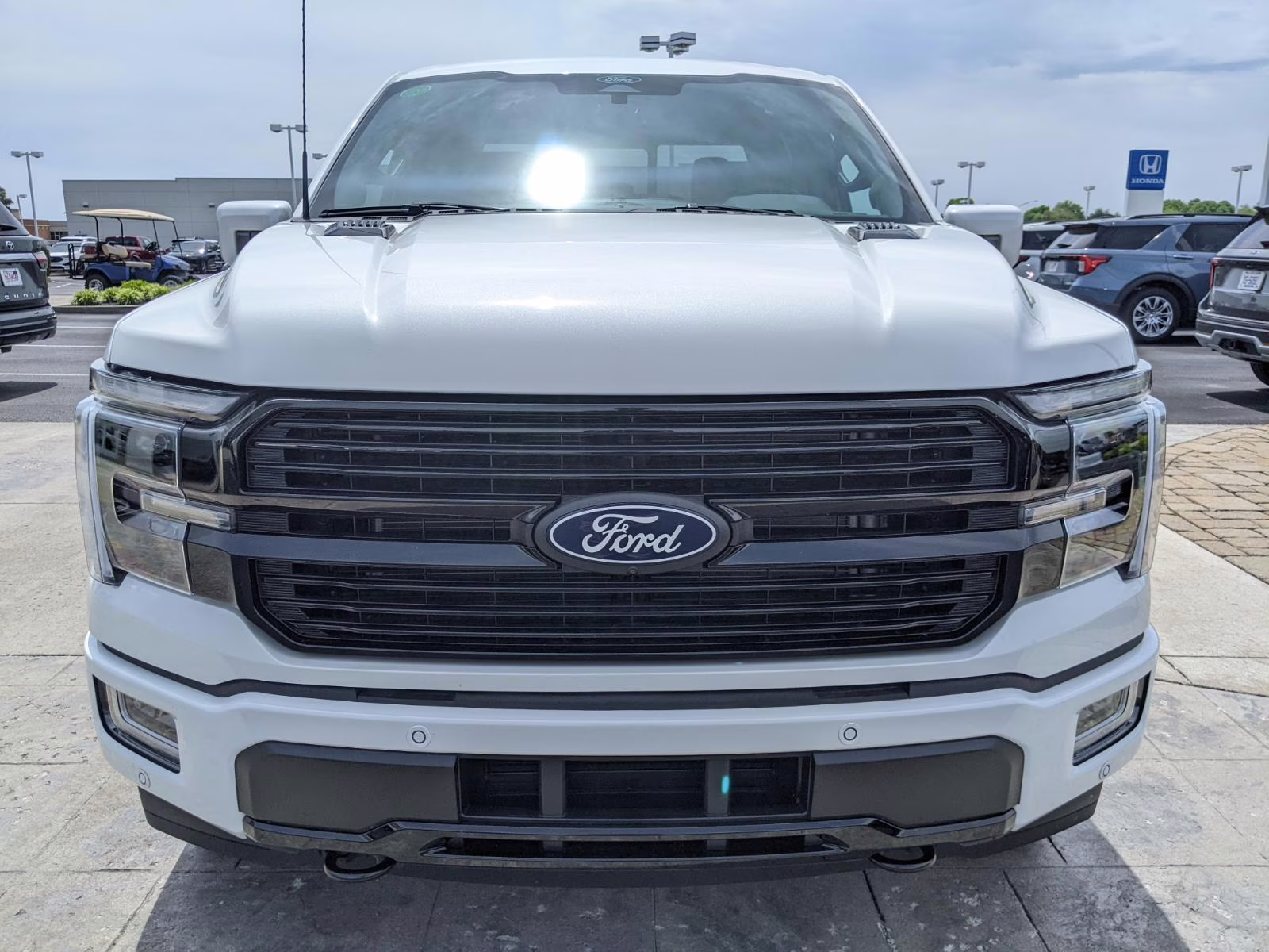 2026 Star White Metallic Tri-Coat Ford F-150 Platinum 4X4 Truck