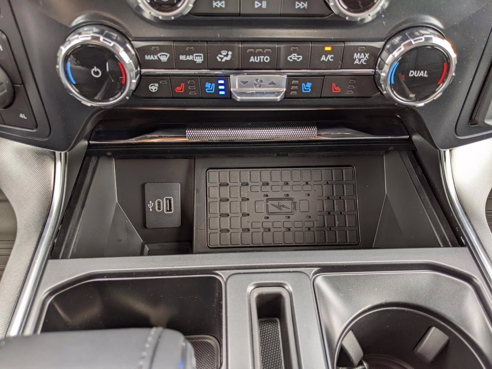 2026 Star White Metallic Tri-Coat Ford F-150 Platinum 4X4 Truck