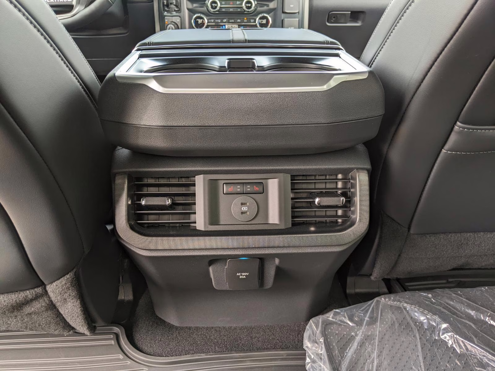 2026 Star White Metallic Tri-Coat Ford F-150 Platinum 4X4 Truck