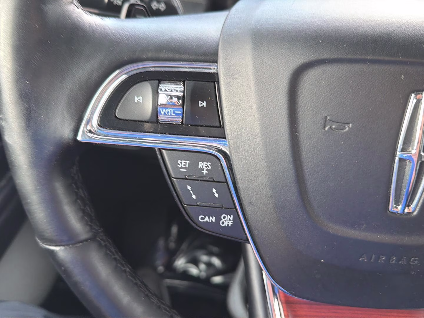 2021 Silver Radiance Lincoln Navigator Reserve 4X4 SUV