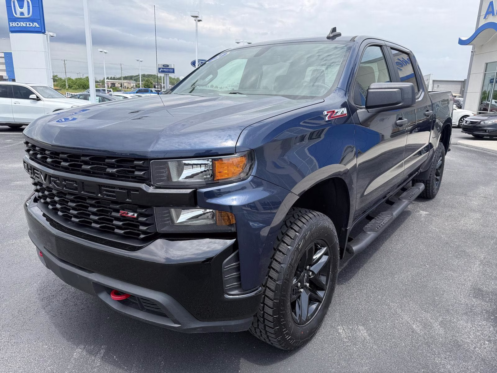 2021 Northsky Blue Metallic Chevrolet Silverado 1500 Custom Trail Boss 4X4 Truck