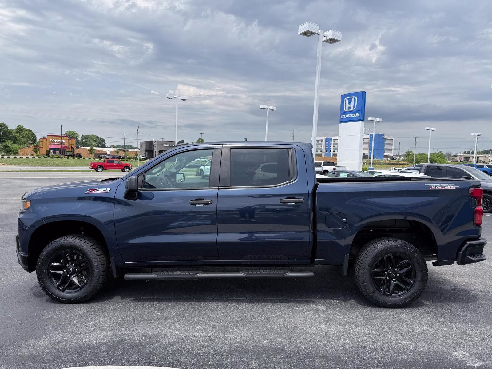 2021 Northsky Blue Metallic Chevrolet Silverado 1500 Custom Trail Boss 4X4 Truck