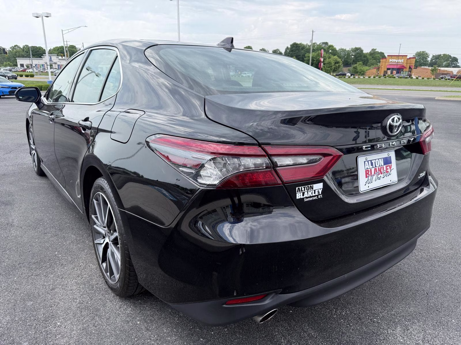 2023 Midnight Black Metallic Toyota Camry XLE V6 FWD Sedan