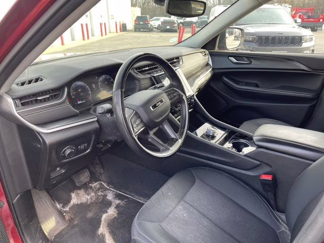 2023 Velvet Red Pearlcoat Jeep Grand Cherokee L Laredo 4X4 SUV