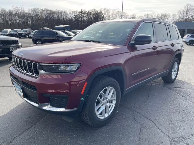 2023 Velvet Red Pearlcoat Jeep Grand Cherokee L Laredo 4X4 SUV