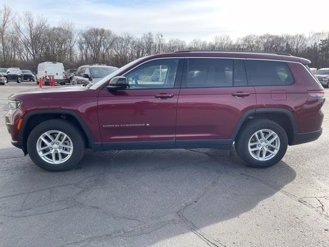 2023 Velvet Red Pearlcoat Jeep Grand Cherokee L Laredo 4X4 SUV