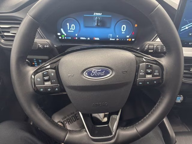 2025 Agate Black Metallic Ford Escape Platinum AWD SUV
