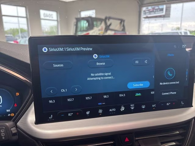 2025 Agate Black Metallic Ford Escape Platinum AWD SUV