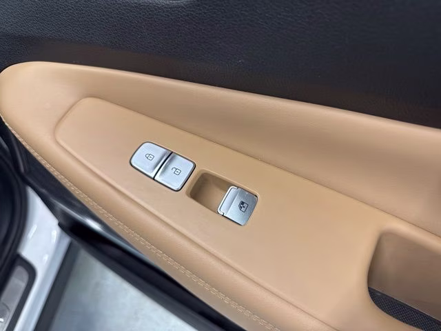 2023 Serenity White Pearl Hyundai Santa Fe Calligraphy AWD SUV