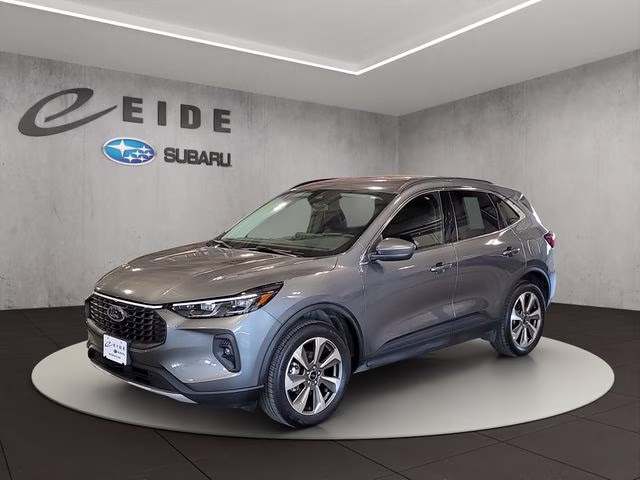 2025 Carbonized Gray Metallic Ford Escape Platinum AWD SUV