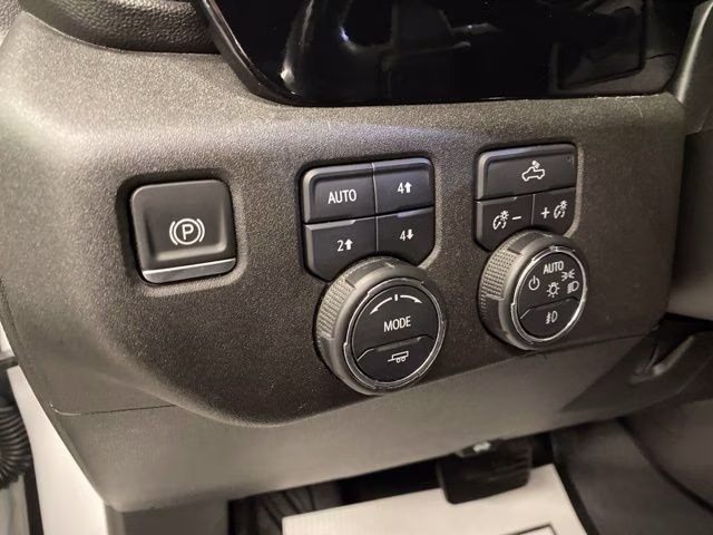 2024 Summit White Chevrolet Silverado 1500 RST 4X4 Truck
