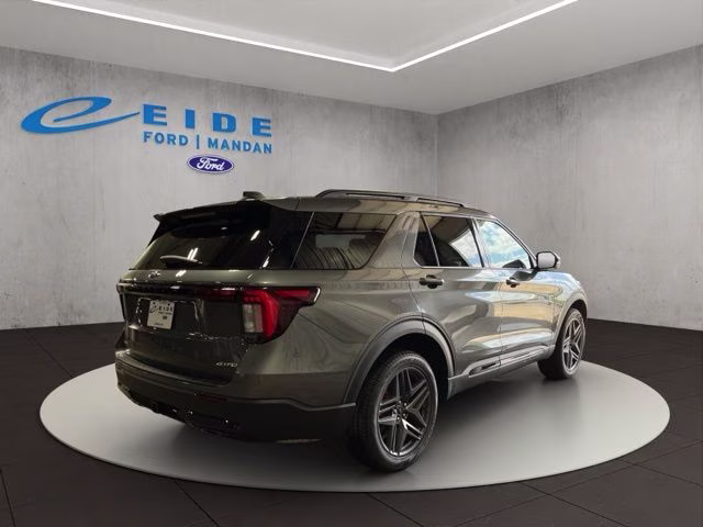 2026 Carbonized Gray Metallic Ford Explorer ST-Line 4X4 SUV