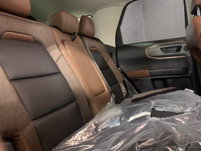 2026 Space White Metallic Ford Bronco Sport Outer Banks 4X4 SUV