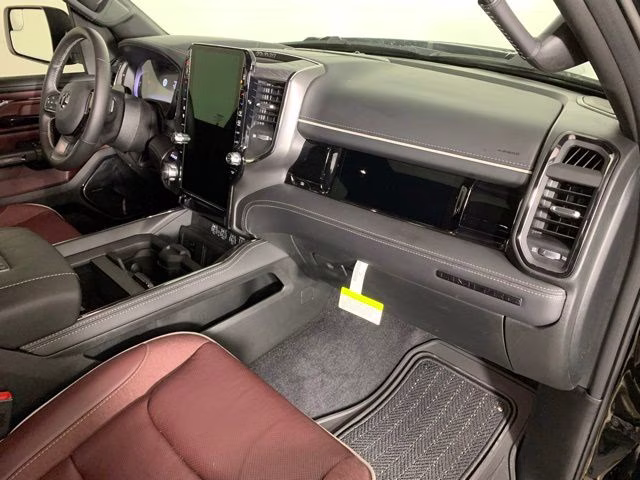 2026 Diamond Black Crystal Pearlcoat Ram 1500 Limited 4X4 Truck