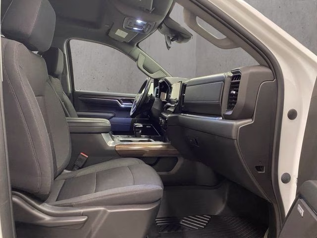 2024 Summit White Chevrolet Silverado 1500 RST 4X4 Truck
