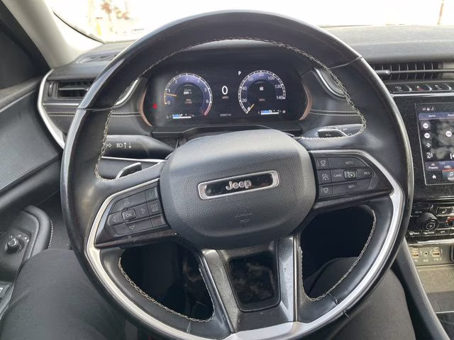 2023 Velvet Red Pearlcoat Jeep Grand Cherokee L Laredo 4X4 SUV