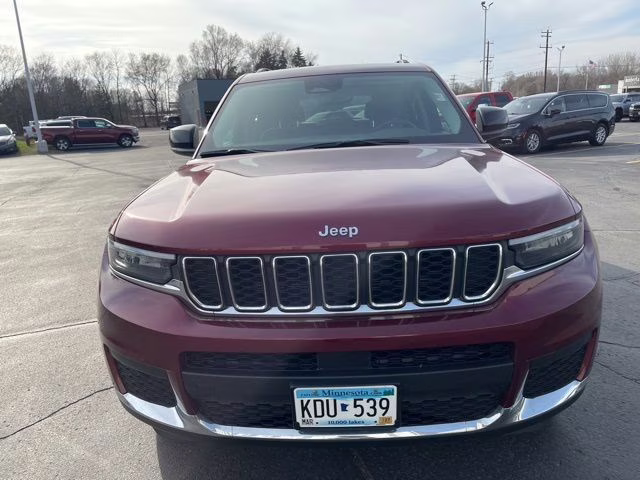 2023 Velvet Red Pearlcoat Jeep Grand Cherokee L Laredo 4X4 SUV
