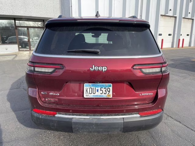2023 Velvet Red Pearlcoat Jeep Grand Cherokee L Laredo 4X4 SUV