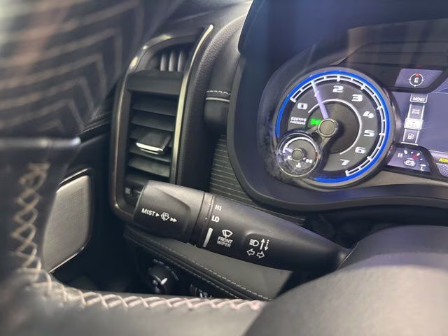 2019 Diamond Black Crystal Pearlcoat Ram 1500 Limited 4X4 Truck