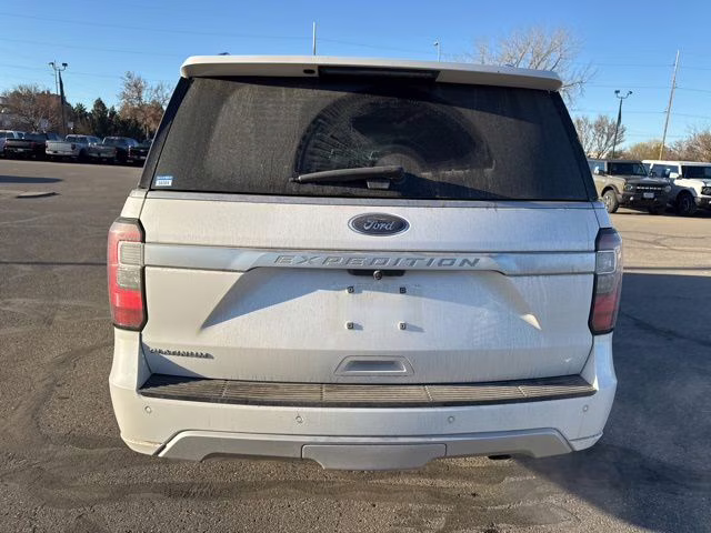 2019 White Platinum Metallic Tri-Coat Ford Expedition Platinum 4X4 SUV