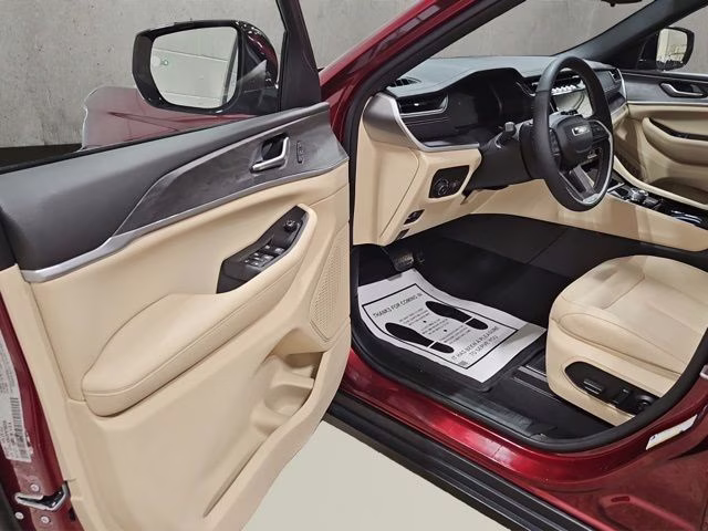2023 Velvet Red Pearlcoat Jeep Grand Cherokee L Limited 4X4 SUV