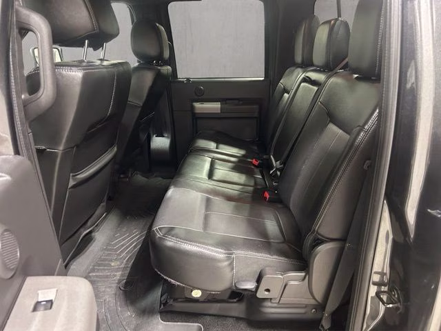 2016 Magnetic Metallic Ford Super Duty F-250 SRW Lariat 4X4 Truck