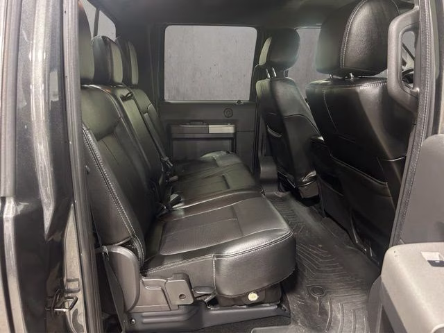 2016 Magnetic Metallic Ford Super Duty F-250 SRW Lariat 4X4 Truck