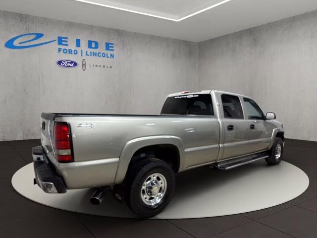 2001 Light Pewter Metallic Chevrolet Silverado 2500HD LS 4X4 Truck