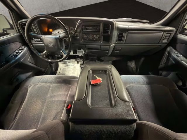 2001 Light Pewter Metallic Chevrolet Silverado 2500HD LS 4X4 Truck