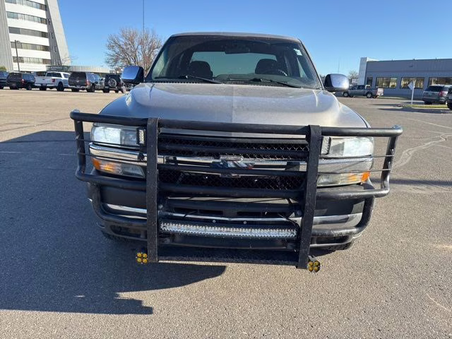 2001 Light Pewter Metallic Chevrolet Silverado 2500HD LS 4X4 Truck