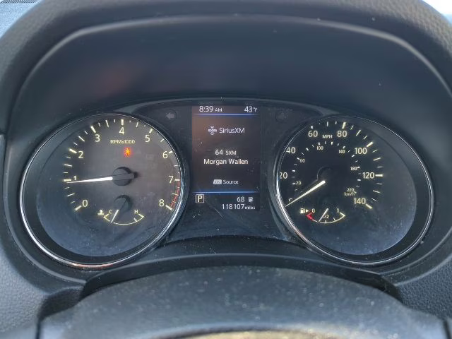 2019 Pearl White Tricoat Nissan Rogue SV AWD SUV