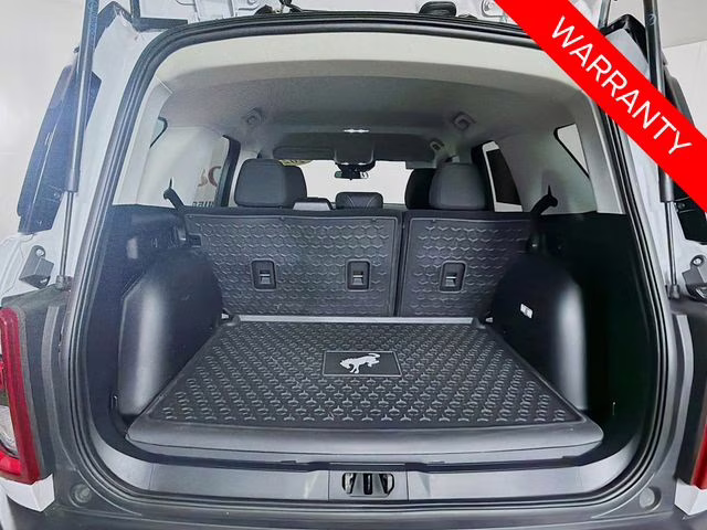 2024 Oxford White Ford Bronco Sport Badlands 4X4 SUV