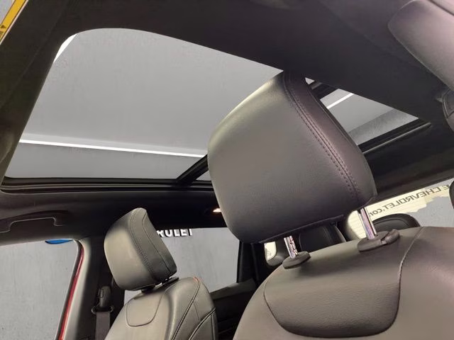 2022 Redline Pearlcoat Jeep Compass Limited 4X4 SUV