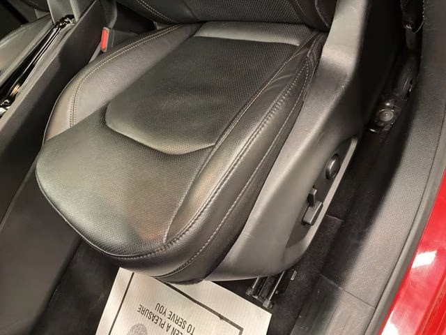 2022 Redline Pearlcoat Jeep Compass Limited 4X4 SUV