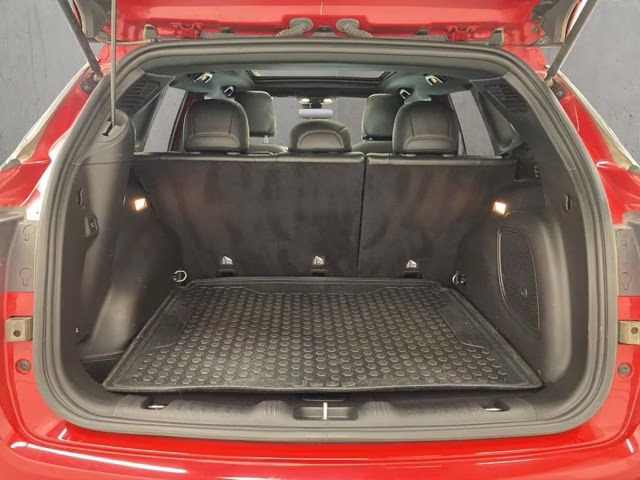 2022 Redline Pearlcoat Jeep Compass Limited 4X4 SUV