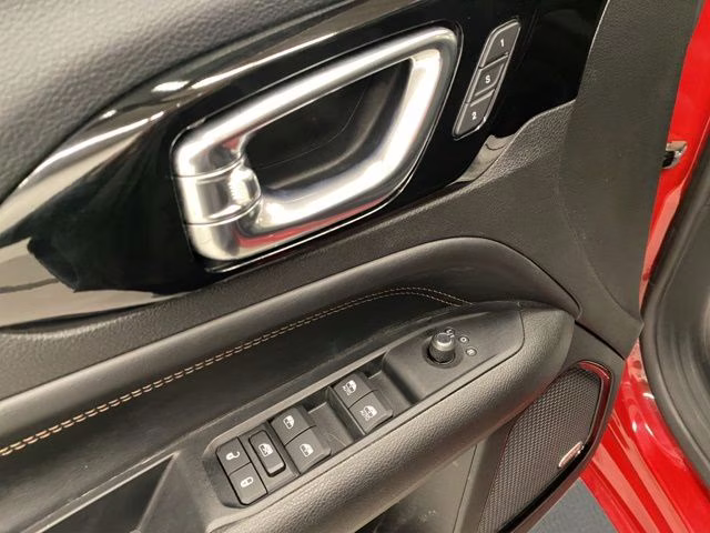 2022 Redline Pearlcoat Jeep Compass Limited 4X4 SUV