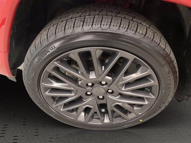 2022 Redline Pearlcoat Jeep Compass Limited 4X4 SUV