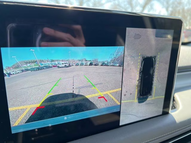 2021 White Lincoln Aviator Reserve AWD SUV