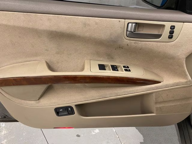 2004 Spirited Bronze Pearl Nissan Maxima 3.5 SL FWD Sedan
